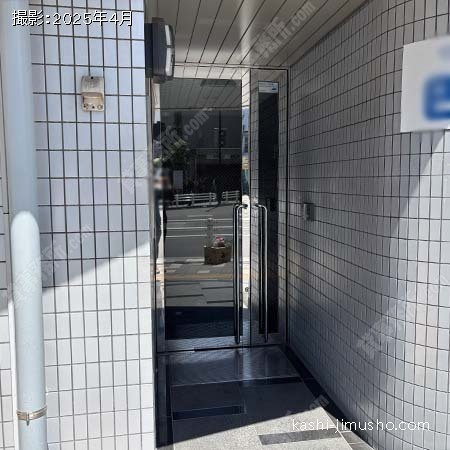ビル入口 ビル入口