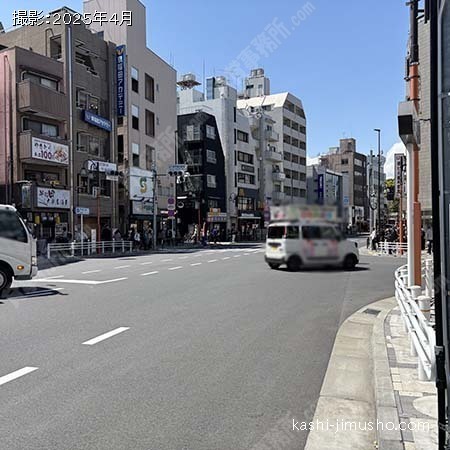 前面道路(早稲田通り) 前面道路(早稲田通り)