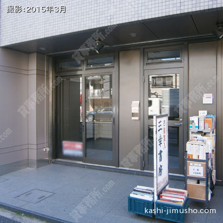 ビル入口