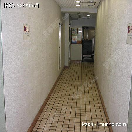 エントランス 