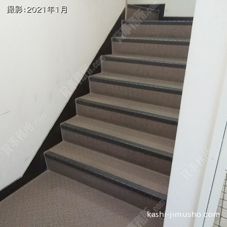 共用階段