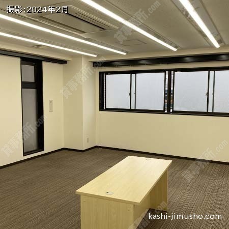 貸室内(4階・原状回復前) 貸室内(4階・原状回復前)