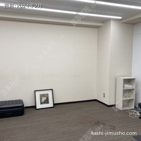 貸室内(4階・原状回復前) 貸室内(4階・原状回復前)