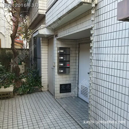 ビル入口