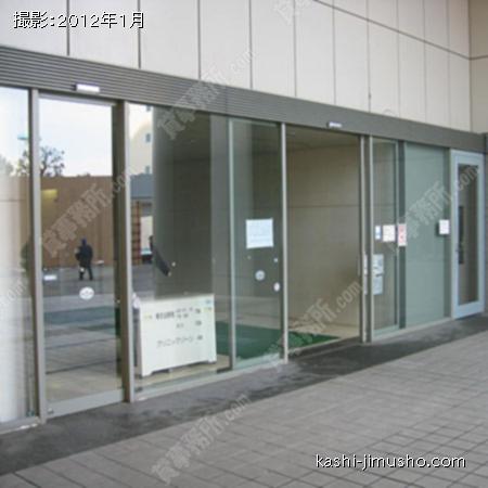  ビル入口