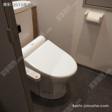 男性トイレ