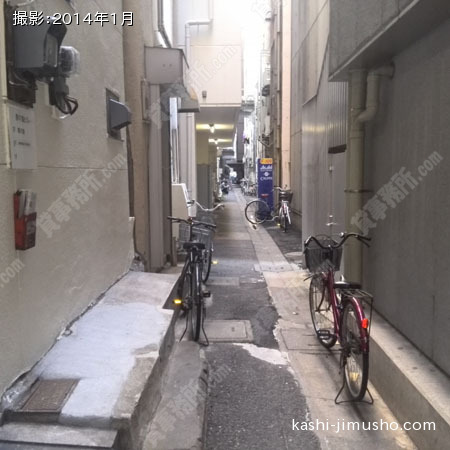 入口周辺