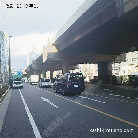 前面道路：昭和通り