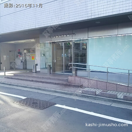 ビル入口
