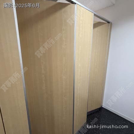 男性トイレ