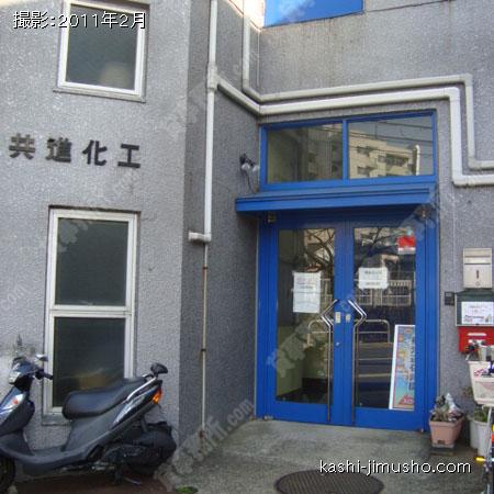  ビル入口
