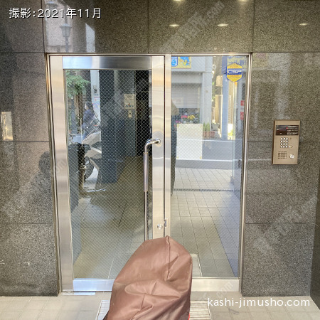 ビル入口