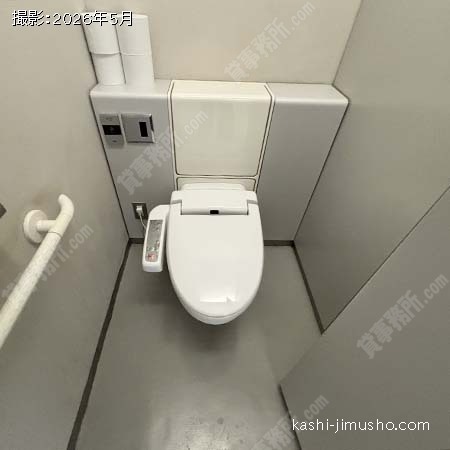 男性トイレ
