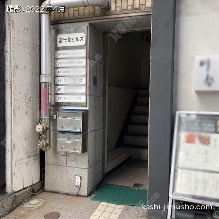 ビル入口
