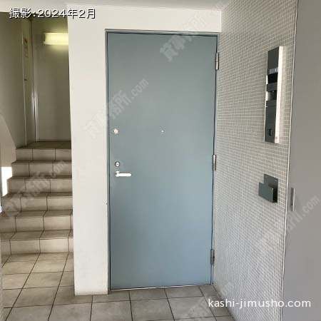 貸室入口(4階)