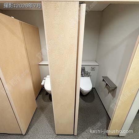 男性トイレ 男性トイレ