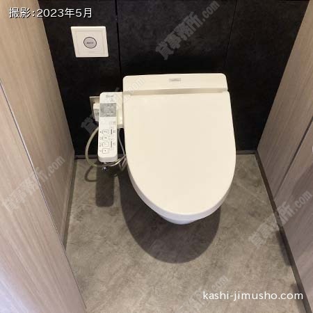 男性トイレ