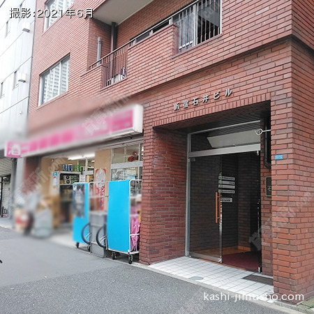 ビル入口