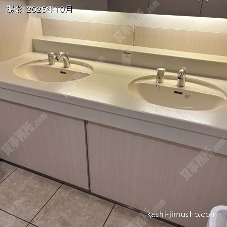 男性トイレ 男性トイレ