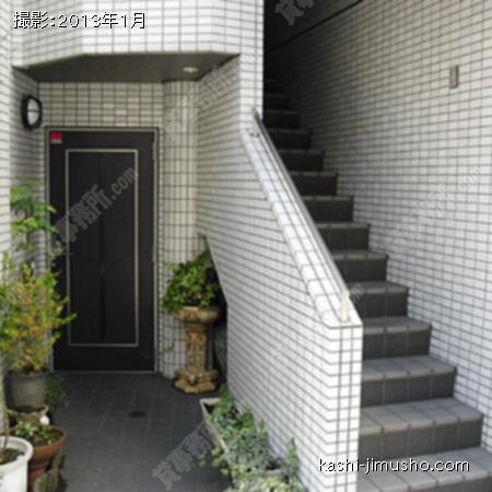 ビル入口 