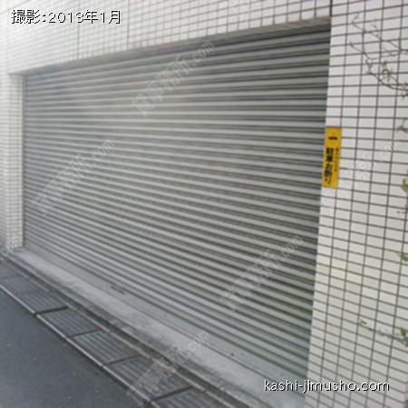 1階ガレージ 