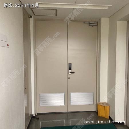 貸室入口(1階中2F(東))