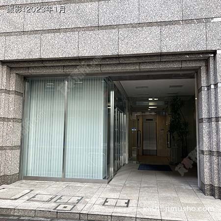 ビル入口