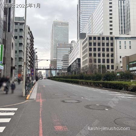 前面道路(青梅街道)