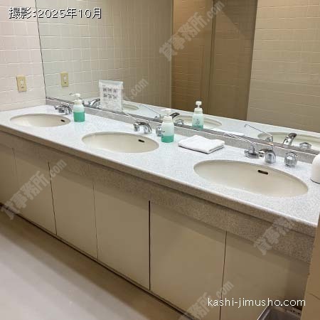 女性トイレ 女性トイレ