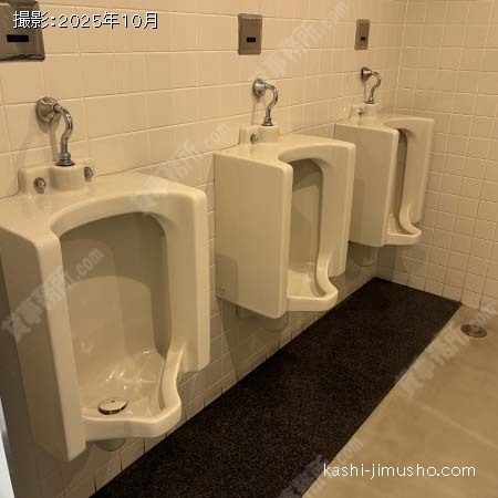 男性トイレ 男性トイレ