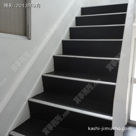 共用階段