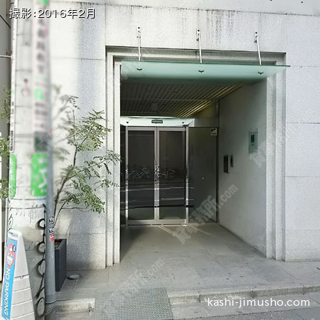  ビル入口