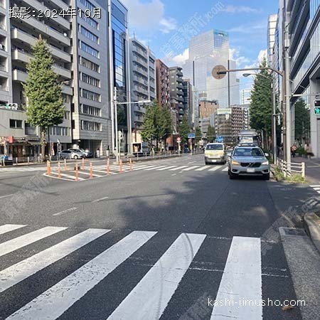 前面道路(第一京浜）