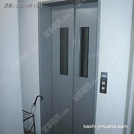 エレベーターホール 