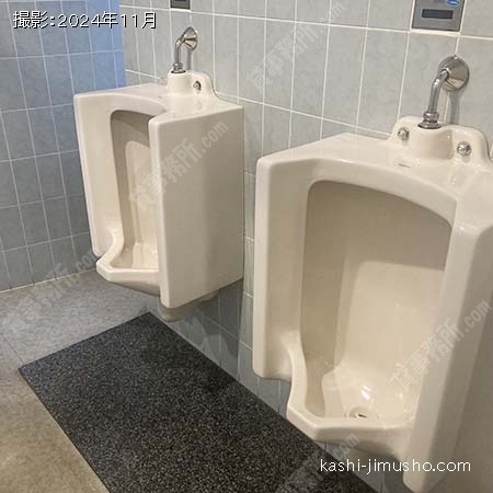 男性トイレ