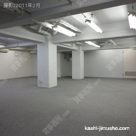 貸室内
