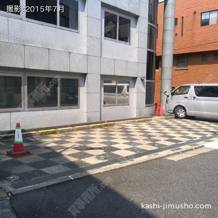平面駐車場