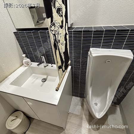 男性トイレ