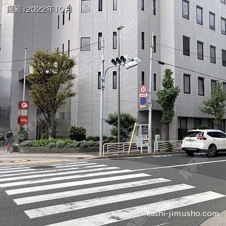 ビル前面
