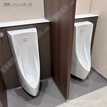 男性トイレ