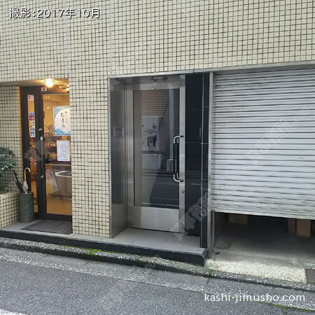 ビル入口