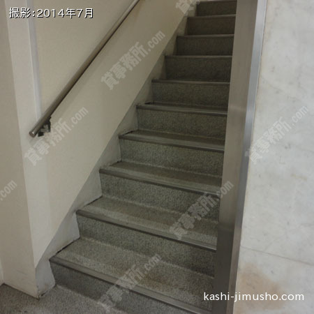 共用階段