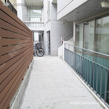 エントランス エントランス