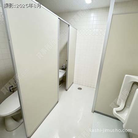 男性トイレ
