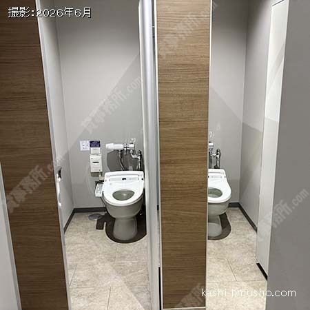 男性トイレ