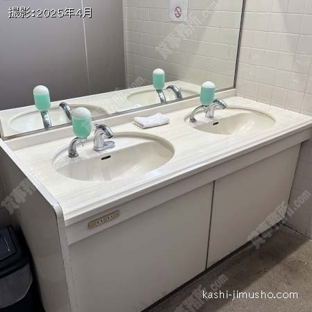 男性トイレ