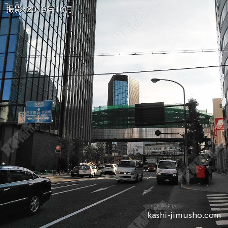 前面道路(昌平橋通り)