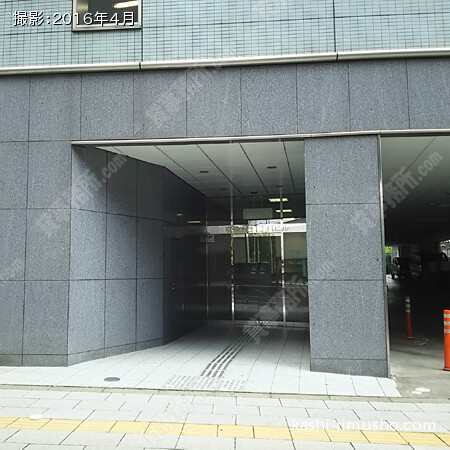 ビル入口