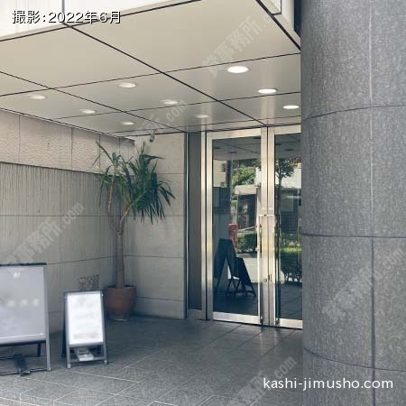 ビル入口
