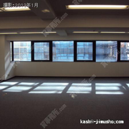 貸室内